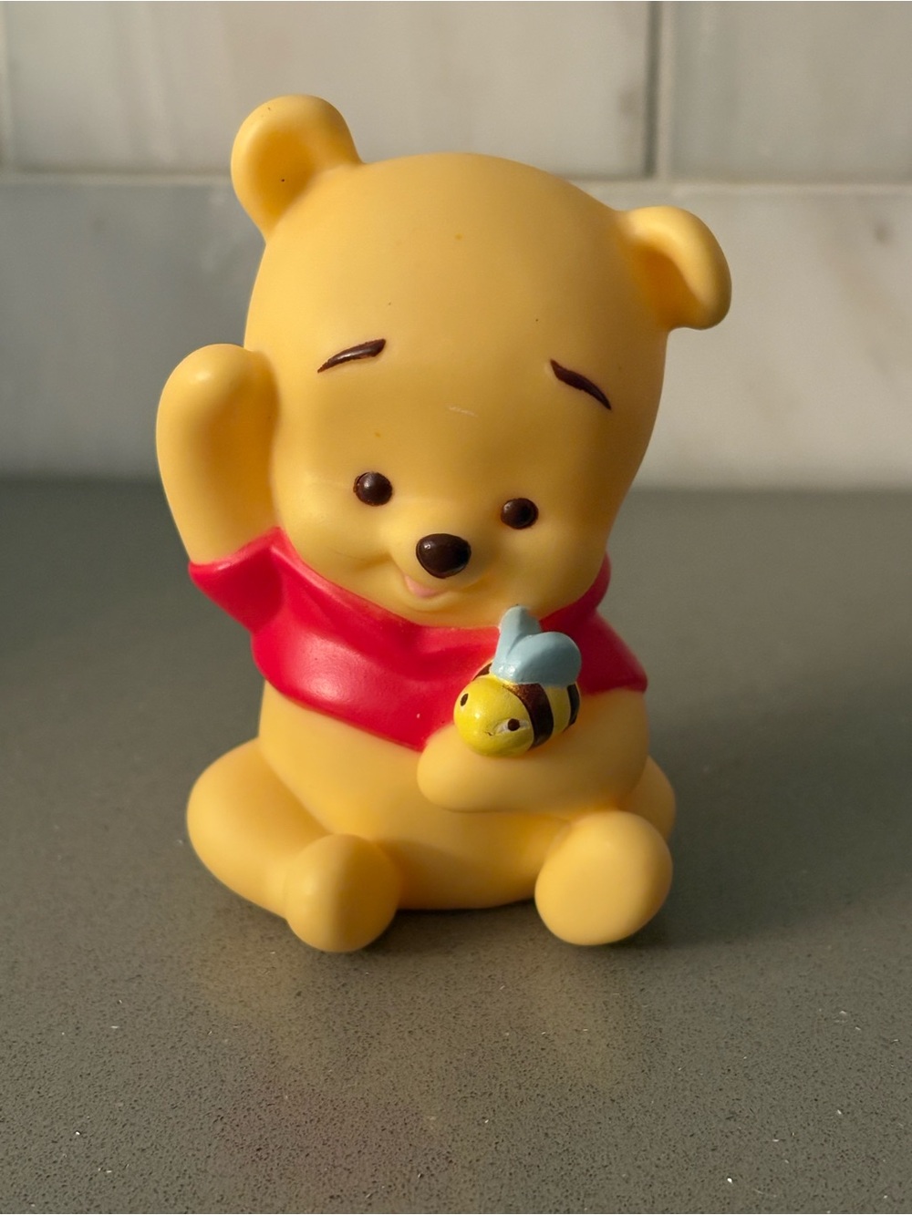 Vintage 2001 Disney Mattel Winnie the Pooh & Bee Mini Figure